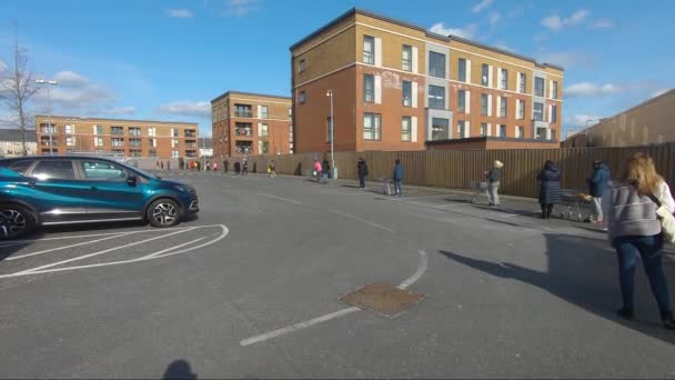 Faire Queue Dans Parking Supermarché South Ruislip Asda Tout Maintenant — Video