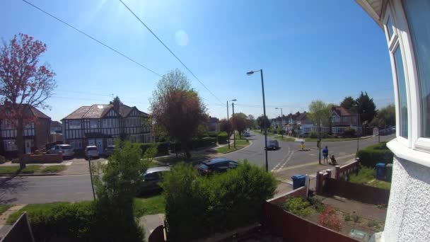 Time Lapse Showing Wide Angle View Sunny Residential Street Harrow — Vídeos de Stock