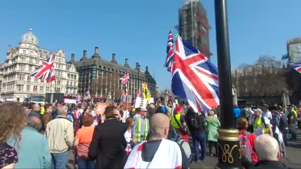 Протесты Перед Зданием Парламента Марта 2019 Года Третьем Голосовании Брексит — стоковое видео