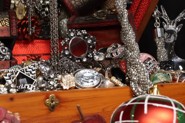 Jewelry Holiday Season Rings Necklaces Bracelets — Stock Photo, Image