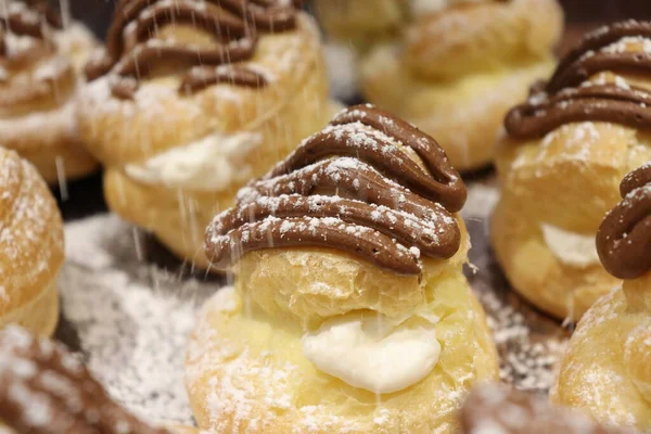 Cream Puffs Homemade Chocolate Cream — Stock Photo, Image