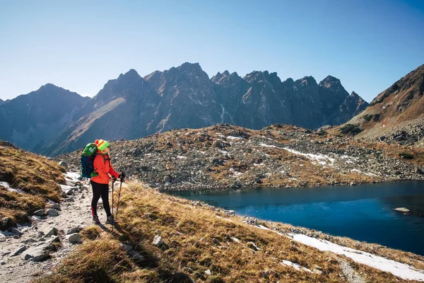 Genç Fantastik Dağ Manzarası Kış Yüksek Tatras Gölde Zabie Pleso — Stok fotoğraf