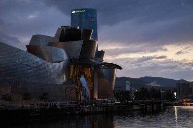 Guggenheim Müzesi, Bilbao, Bask Ülkesi, İspanya