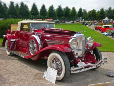 SCHweTZINJEN, ALMANY, 1 Eylül 2007. Duesenberg J Murphy Üstü açılabilir Coupe, 1929 'da ABD' de yapılmış, Almanya 'da bir araba etkinliğinde fotoğraflanmış.