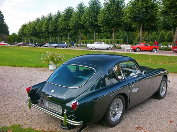 Schwetzingen Germany 2007年9月1日閲覧 1960年にイギリスで建設されたクラシックカーAc Aceca Coupeは ドイツの自動車イベントで撮影されました — ストック写真