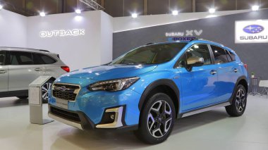 ATHENS, GREECE, 8 Kasım 2019. Atina Motor Fuarı AYTOKINISH 2019 'da sergilenen yeni SUBARU XV e-BOXER arabası