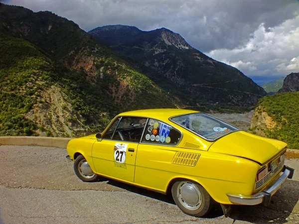 Evrytania Greece September 2014 Yellow Classic Car Skoda 110R Coupe — Stock Photo, Image