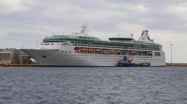 Piraeus Grecja Wrzesień 2018 Statek Wycieczkowy Rhapsody Seas Należący Royal — Zdjęcie stockowe