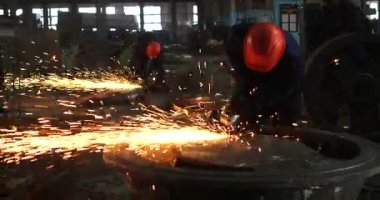 Taşlama ve metal kesme, kıvılcım raf