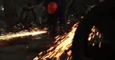 Taşlama ve metal kesme, kıvılcım raf