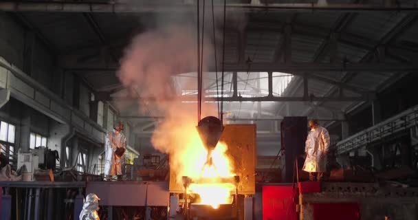 Smältverks Metall Fabriken — Stockvideo
