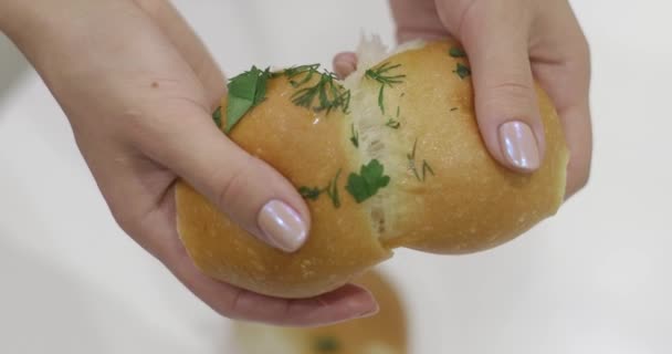 Preparação Alimentos Cozinha Cupcake Salada Bebidas — Vídeo de Stock