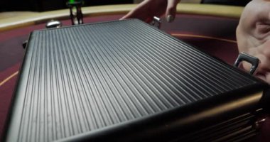 Casino, oyun fişlerinin dağıtımı