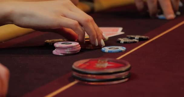 Casino Tisch Wett Chip — Stockvideo