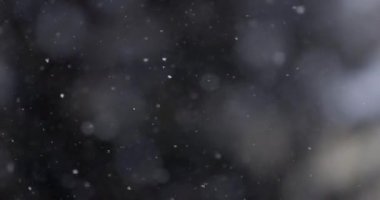 Mumdan şamdan, avize ışığı