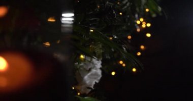 Yeni yıl tatili, yavaş çekimde mum alevi