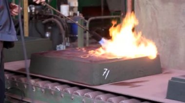 Metal eritme ve dökülme