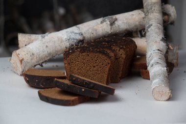 Dilimlenmiş kahverengi ekmek arka plan