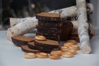 Dilimlenmiş kahverengi ekmek arka plan