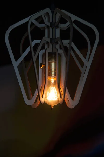 Vintage Lamp Warme Licht Zwarte Achtergrond — Stockfoto