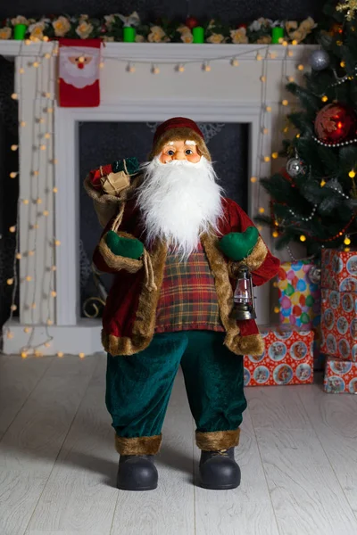 Aydınlatma bir arka plan üzerinde Noel Baba