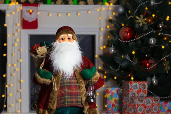 Aydınlatma bir arka plan üzerinde Noel Baba