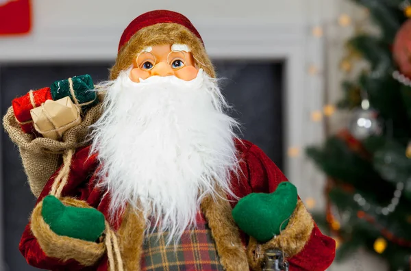 Aydınlatma bir arka plan üzerinde Noel Baba