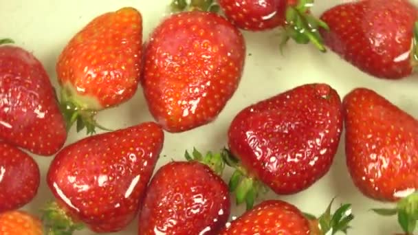 Slow Motion Rotation Juicy Strawberries Top View Rotation 360 Degrees — Stock Video