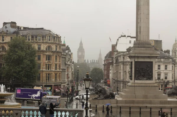 London London England Großbritannien Mai 2020 Regnerische Straßen — Stockfoto