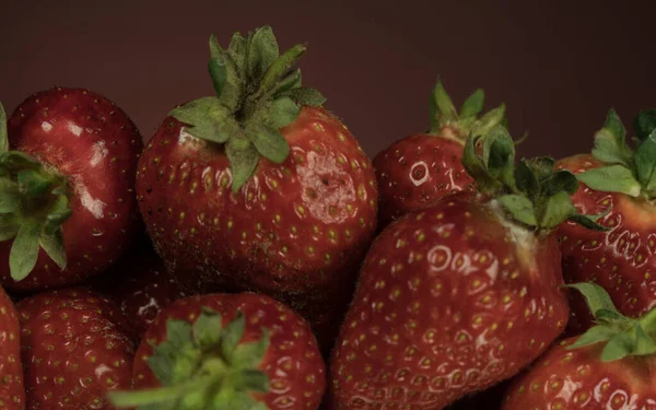 Groep Verse Grote Aardbeien — Stockfoto