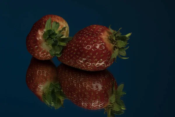 Erdbeere Auf Dem Tisch Nahaufnahme Erdbeeren — Stockfoto