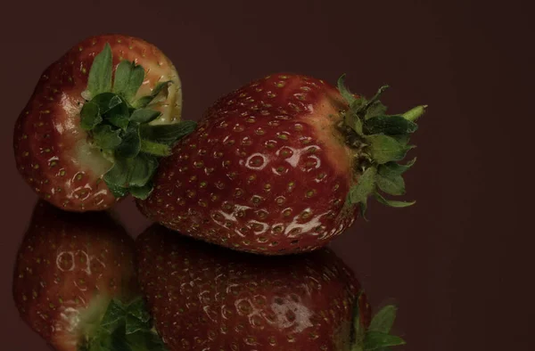 Erdbeere Auf Dem Tisch Nahaufnahme Erdbeeren — Stockfoto