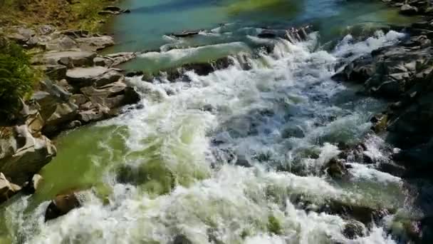 Cachoeira Montanha Rio Tempestuoso — Vídeo de Stock