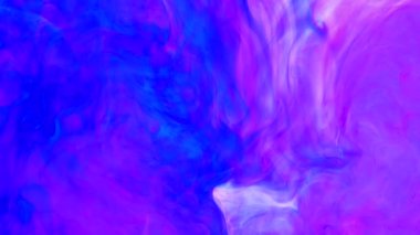 Mürekkep wate dökülür