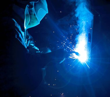 Kaynakçı Kaynak metal yapı