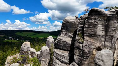 Benzersiz kayalar dağ Adrspasske skaly Ulusal Park Adrszpach, Çek Cumhuriyeti