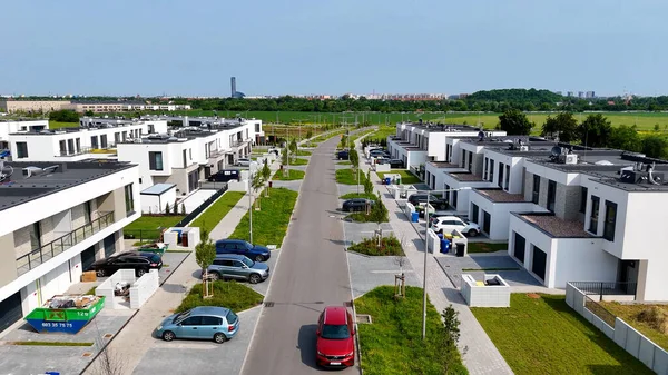 Yeni ilçe binası modern mimari Wroclaw Polonya