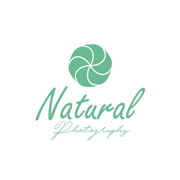 Nature Photographer Logo Design Inspiratie — Stockvector