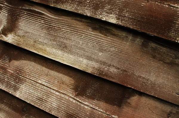 カット木材と木造の構造が背景 — ストック写真