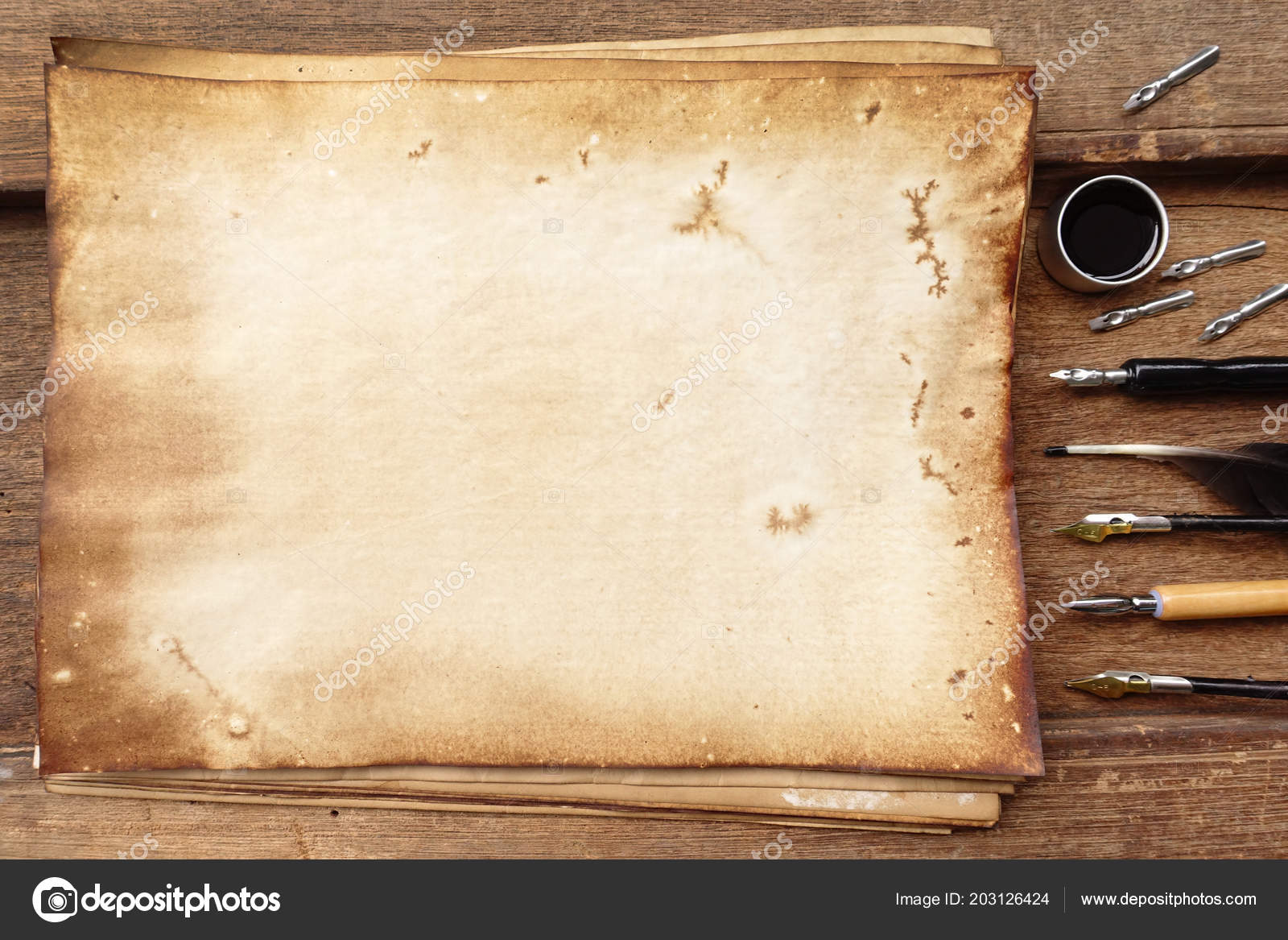Old Paper Brown Wood Texture Pen Ink — Stock Photo © nimon_t 203126424