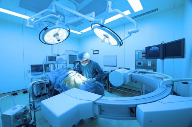 Veteriner Cerrahi operasyon odasında aydınlatma sanat ile almak ve filtre mavi