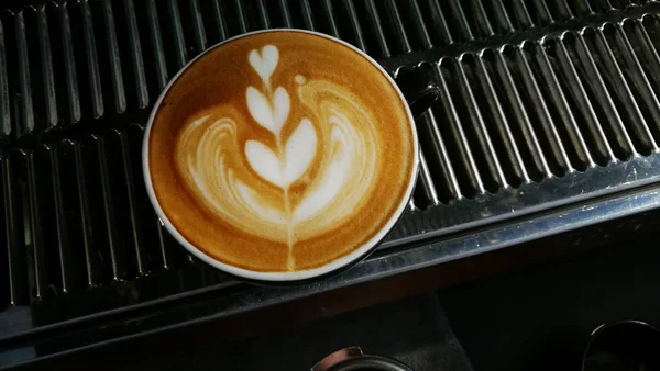 Uma Xícara Café Arte Latte — Fotografia de Stock