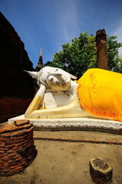 Beyaz Buda heykeli Wat Khun Inthapramun, Ang Thong Eyaleti, Tayland