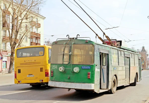 Irkutsk Russia April 2018 Buses Line Main Street Public Transportation — Stock Photo, Image