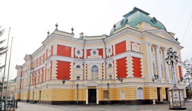 Irkutsk, Rusya: 12 Nisan 2018. Irkutsk akademik Dram Tiyatrosu. Bir Rusya'nın en iyi teknik ekipman