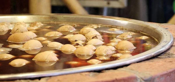 Tayvan 'da imza tabağı, çayda haşlanmış yumurta.