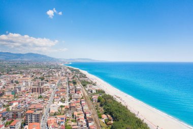 Calabria 'daki Locri' nin hava görüntüsü