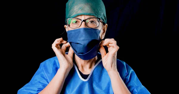 Жінка Лікар Масці Обличчя Концепція Спалаху Ковад — стокове фото