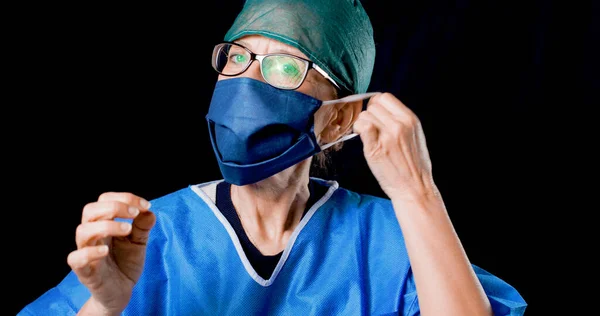 Жінка Лікар Масці Обличчя Концепція Спалаху Ковад — стокове фото