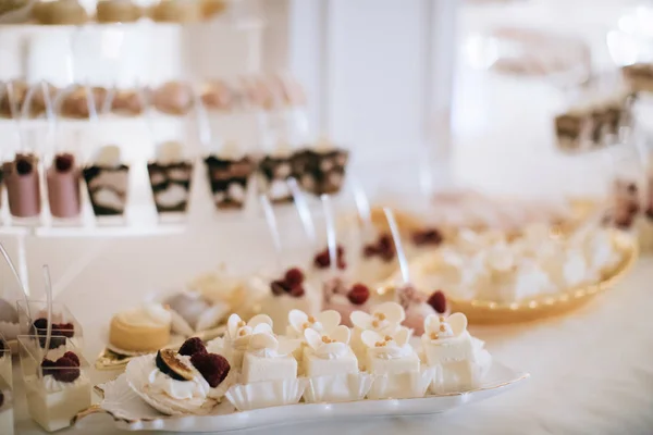 Hermosa Mesa Postre Para Una Fiesta Boda —  Fotos de Stock